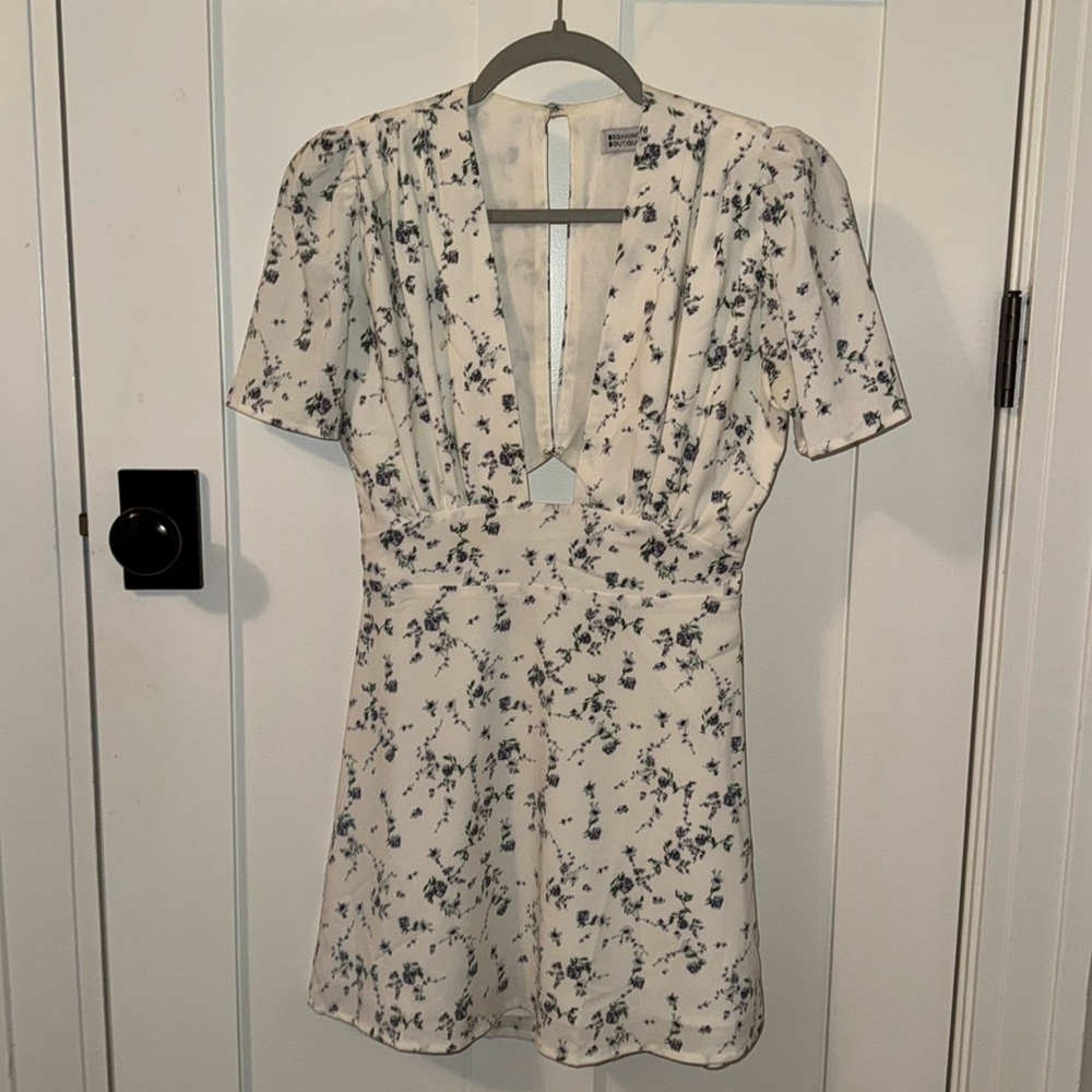 Beginning boutique perfect picnic dress!
